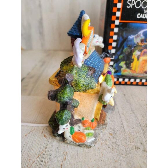 Spooky Hollow cauldron Cafe ceramic vintage Halloween village accessory - Picture 6 of 9